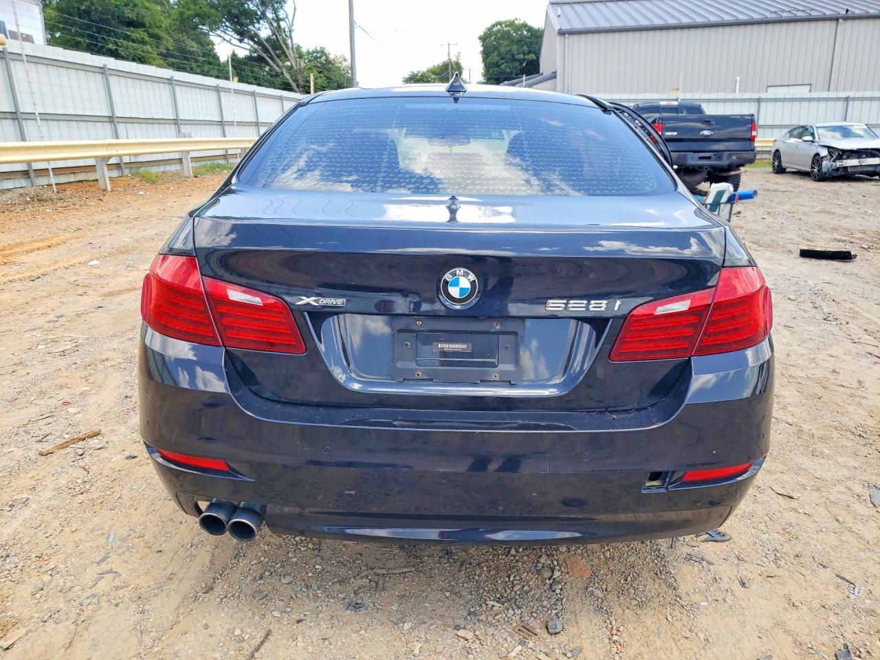 2016 BMW Seria 5 528i - zdjęcie 6