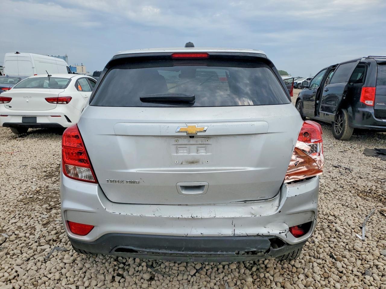 2021 Chevrolet Trax Ls - zdjęcie 6