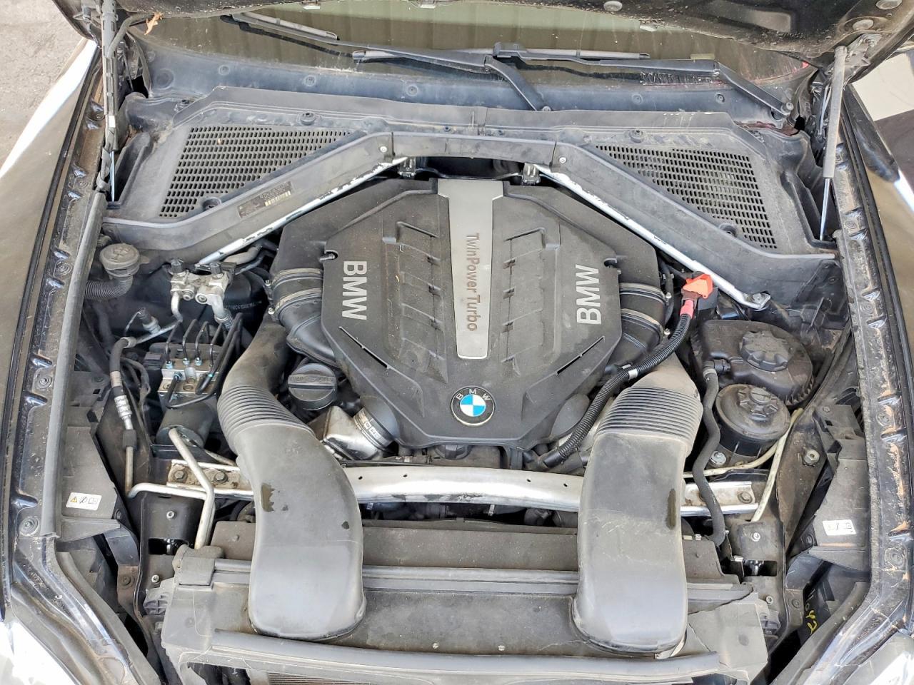 2013 BMW X5 xDrive50I - zdjęcie 12