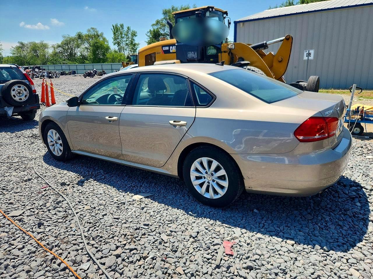 2015 Volkswagen Passat S - zdjęcie 2