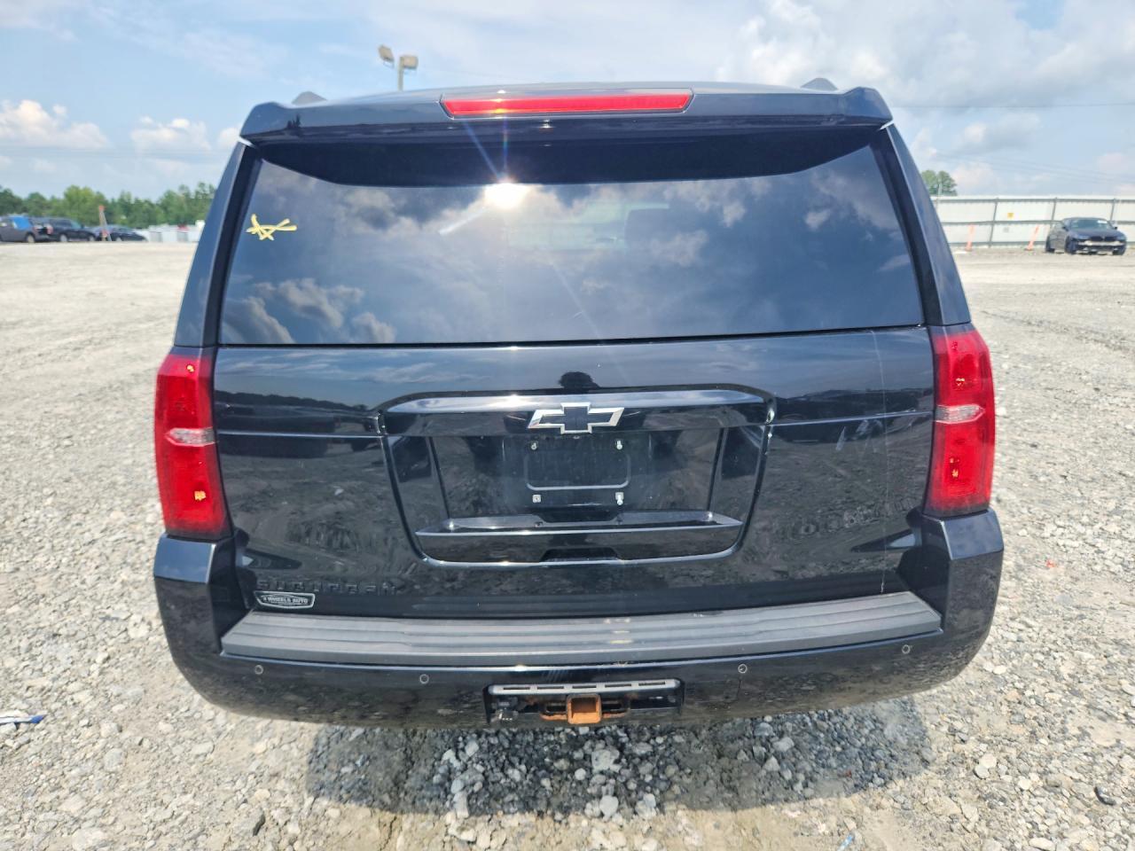 2018 Chevrolet Suburban K1500 Lt - zdjęcie 6