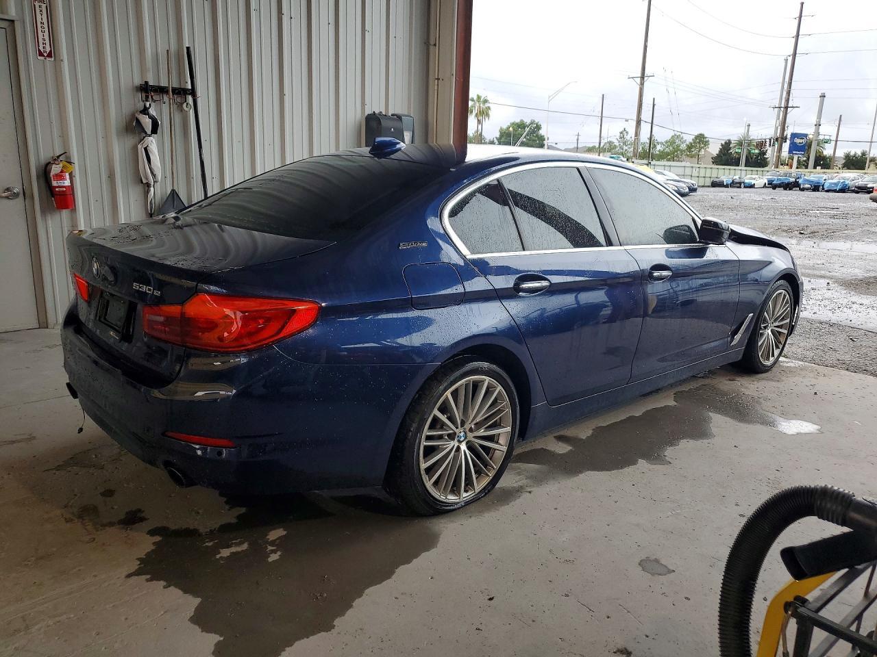 2018 BMW 530E - zdjęcie 3