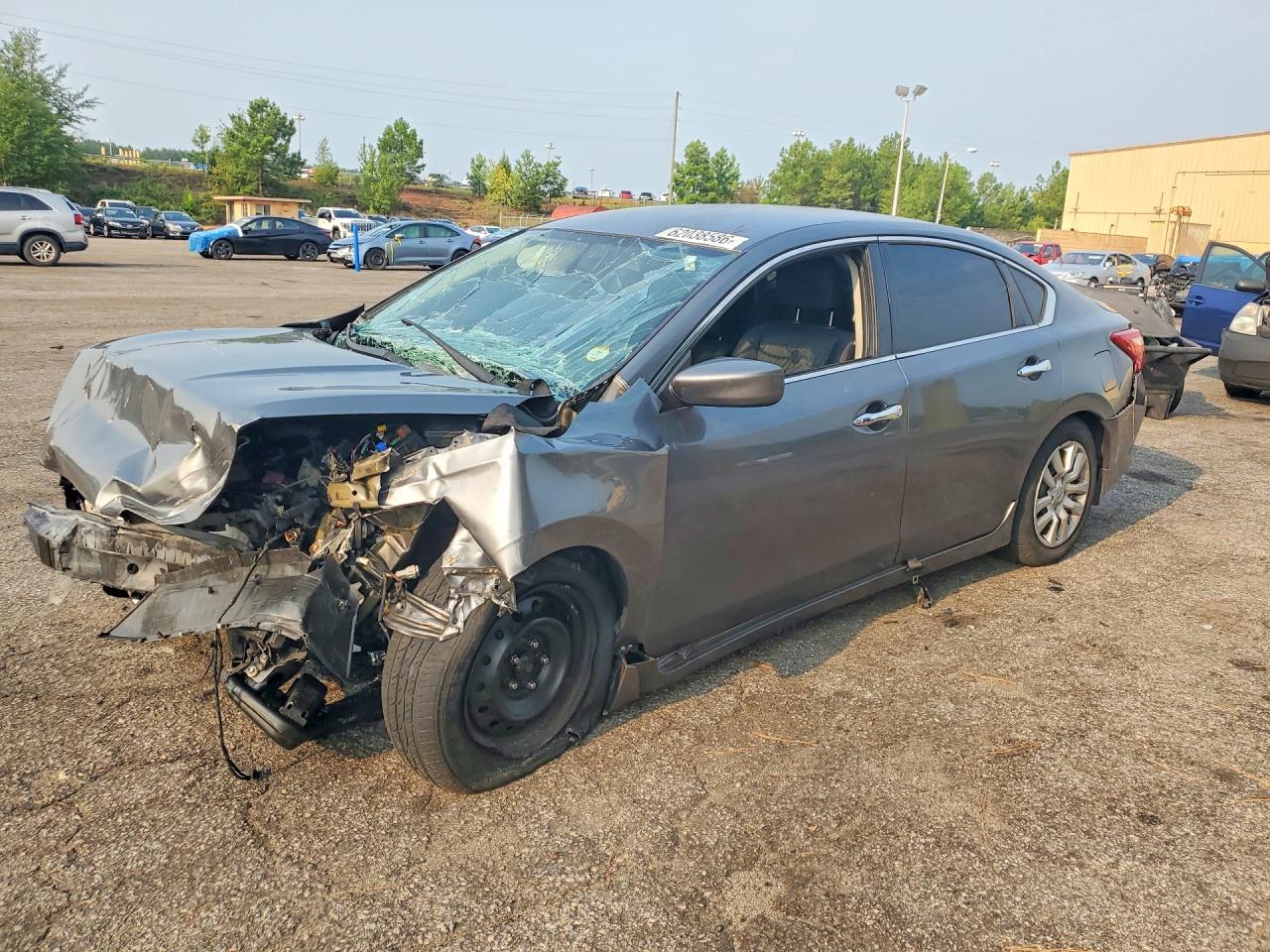 2016 Nissan Altima - zdjęcie główne
