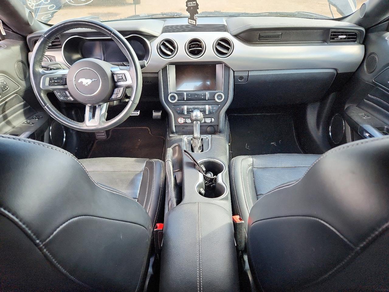 2023 Ford Mustang - zdjęcie 8