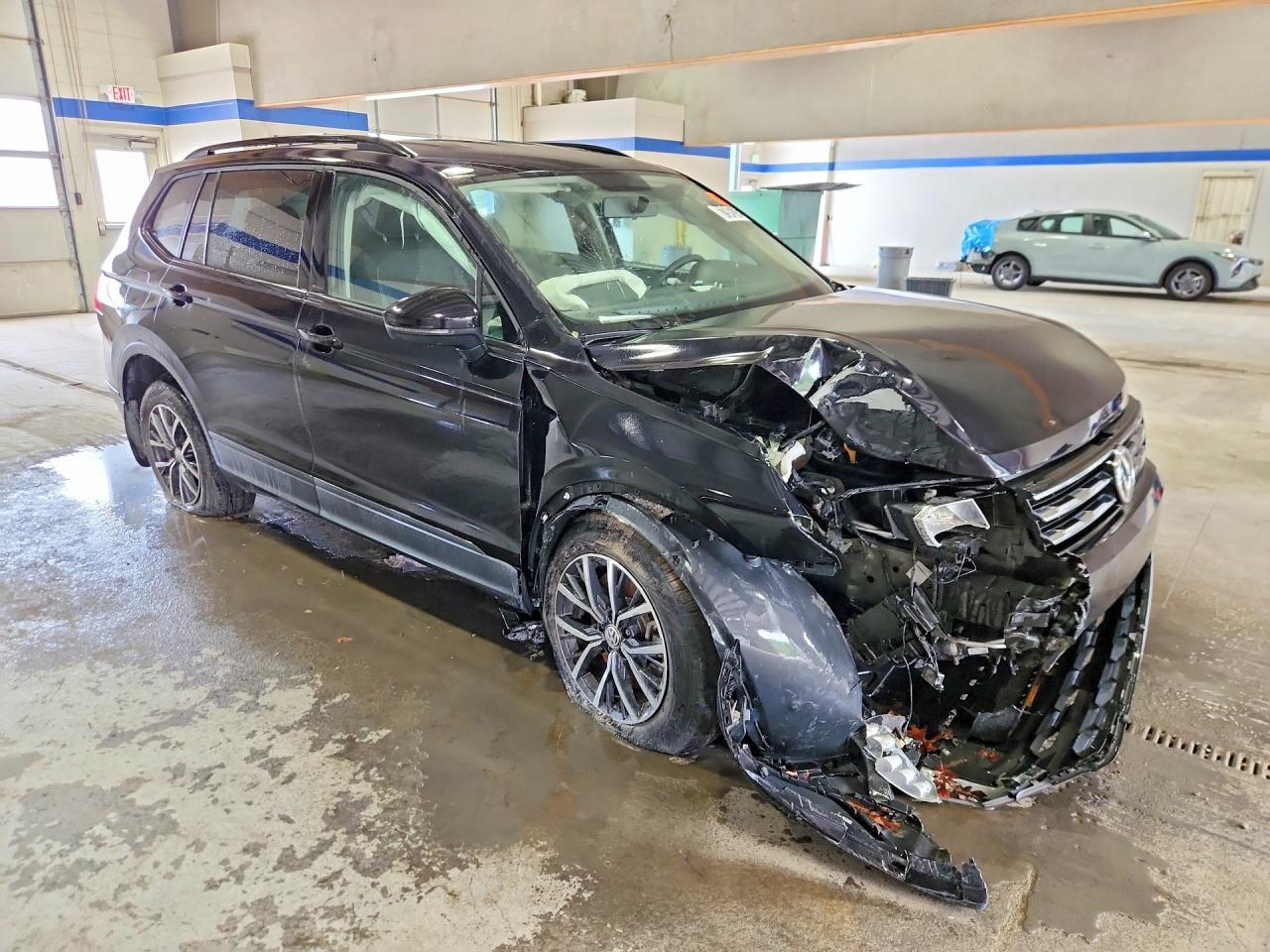 2021 Volkswagen Tiguan S - zdjęcie 4