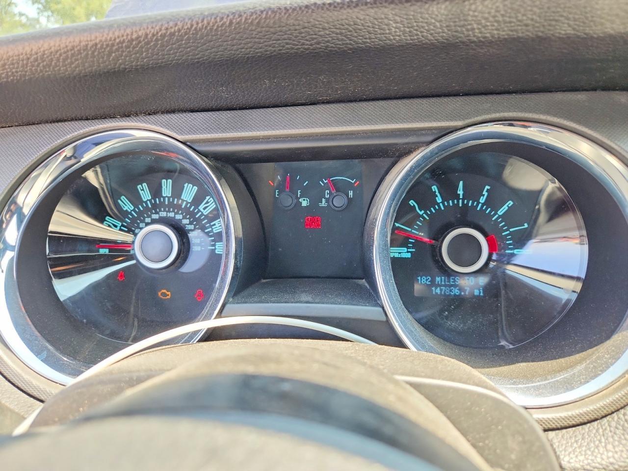 2013 Ford Mustang - zdjęcie 9