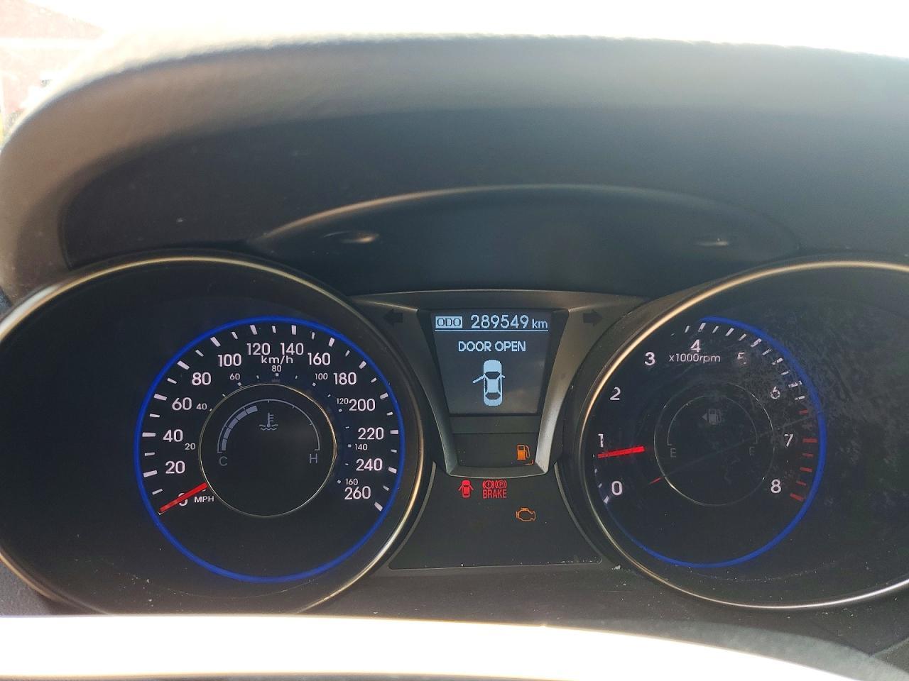 2013 Hyundai Genesis Coupe 2.0T - zdjęcie 9
