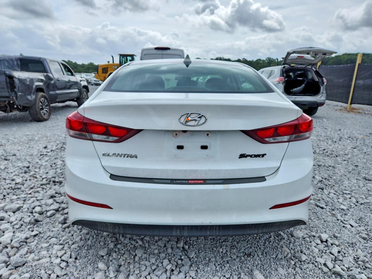 2018 Hyundai Elantra Sel - zdjęcie 6
