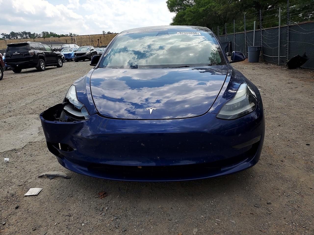 2023 Tesla Model 3 - zdjęcie 5