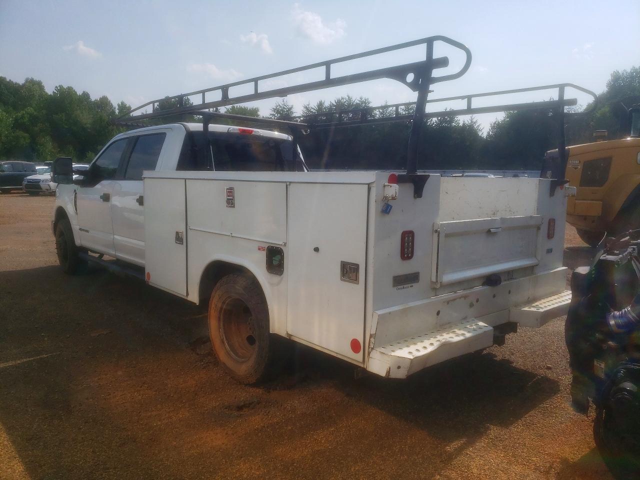 2019 Ford F350 Super Duty - zdjęcie 2
