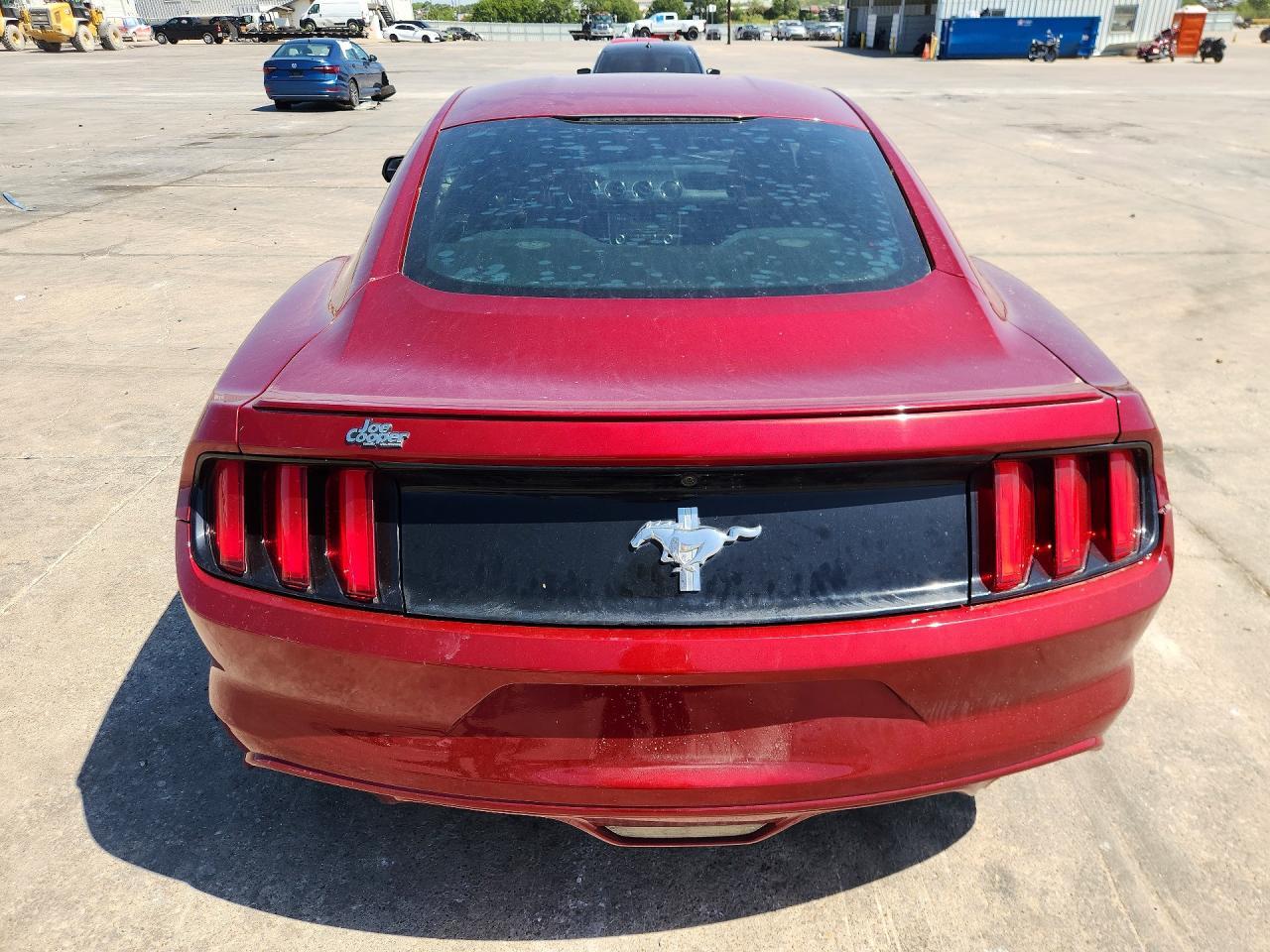 2015 Ford Mustang - zdjęcie 6
