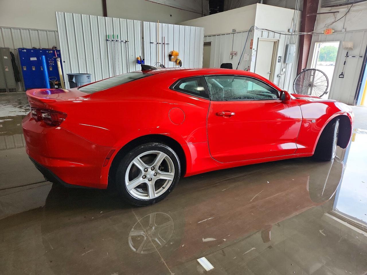 2021 Chevrolet Camaro Ls - zdjęcie 3