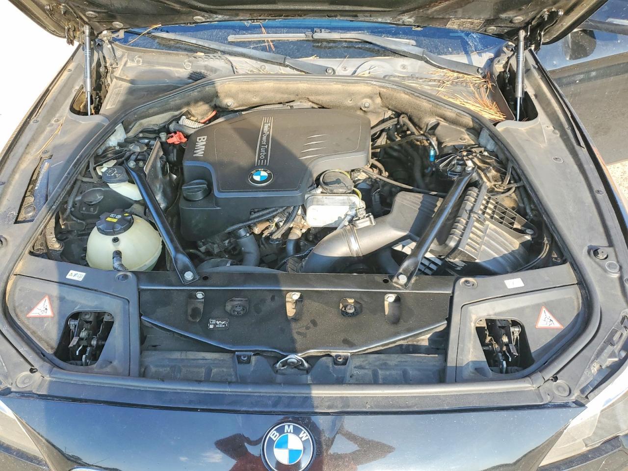2016 BMW 528 I - zdjęcie 11