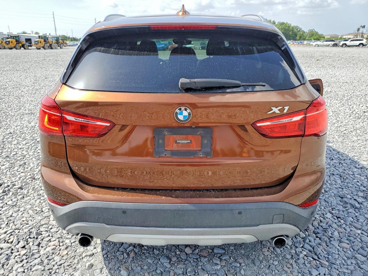 2016 BMW X1 xDrive28I - zdjęcie 6