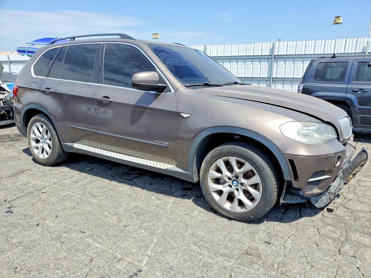 2013 BMW X5 xDrive35I - zdjęcie 4