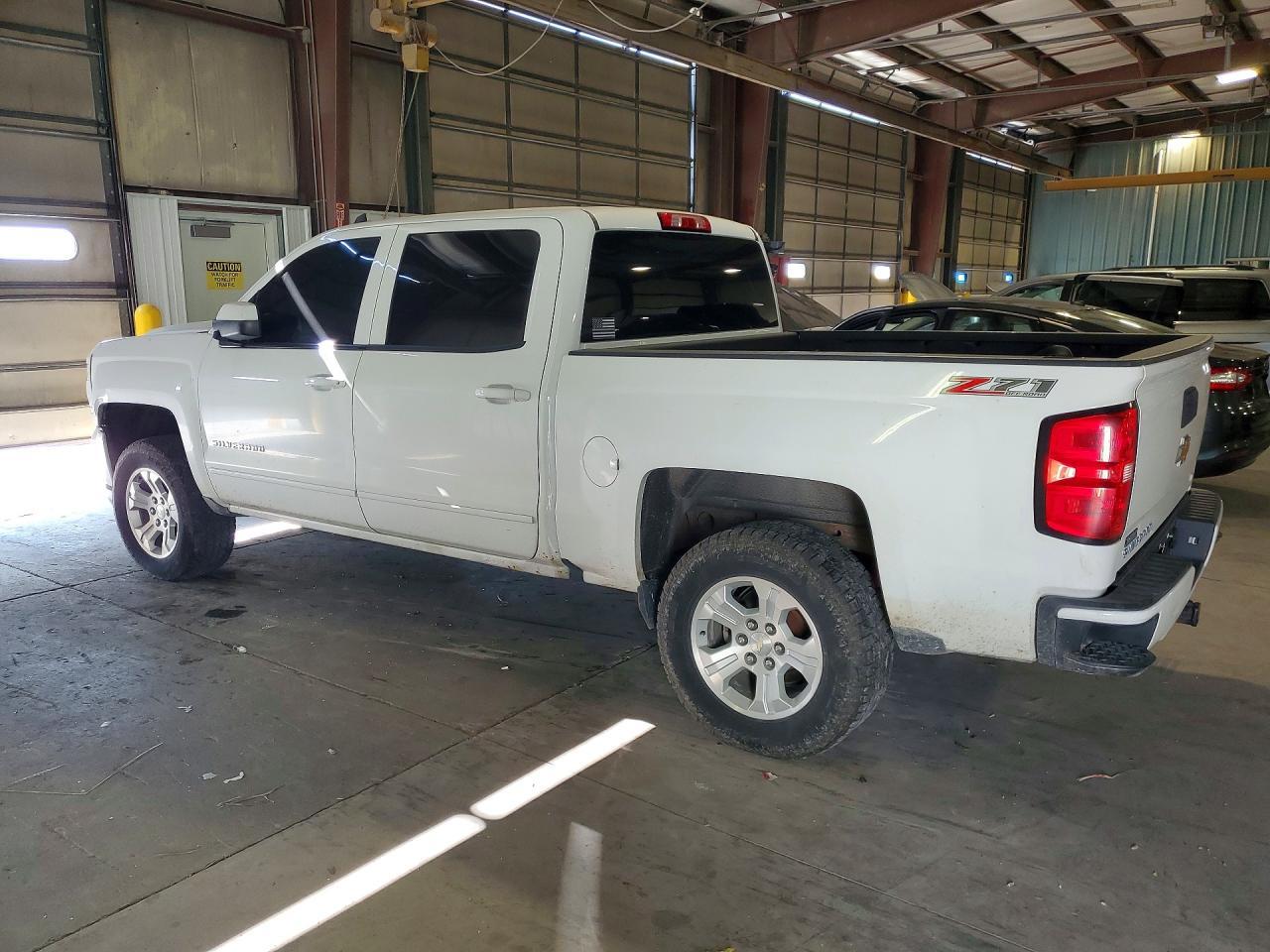 2016 Chevrolet Silverado K1500 Lt - zdjęcie 2