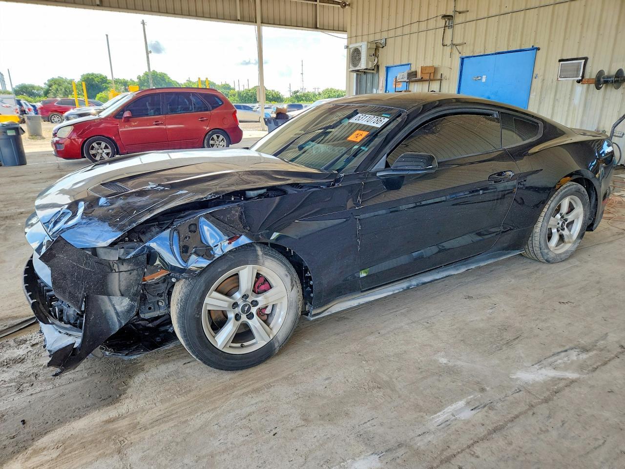 2018 Ford Mustang - zdjęcie główne