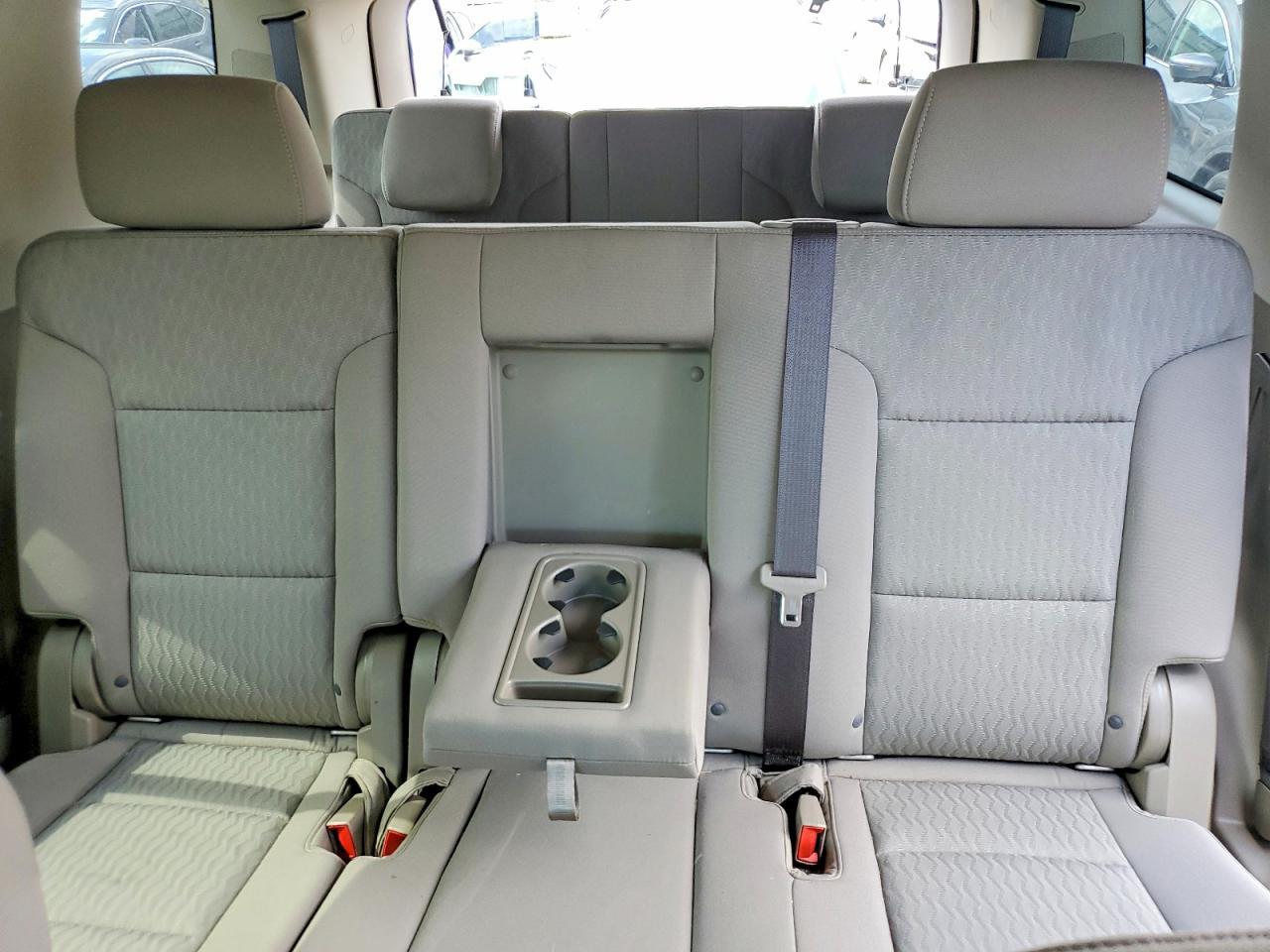 2017 Chevrolet Tahoe K1500 Ls - zdjęcie 10