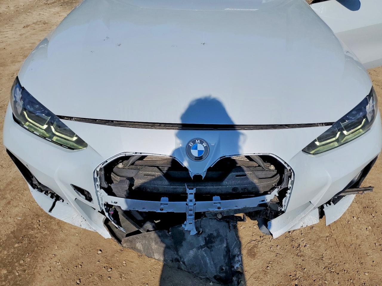 2022 BMW Seria 4 M440i - zdjęcie 11