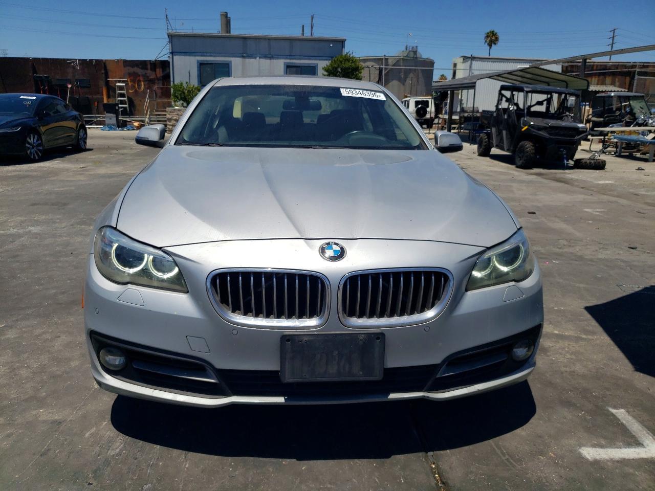 2015 BMW 528 I - zdjęcie 5