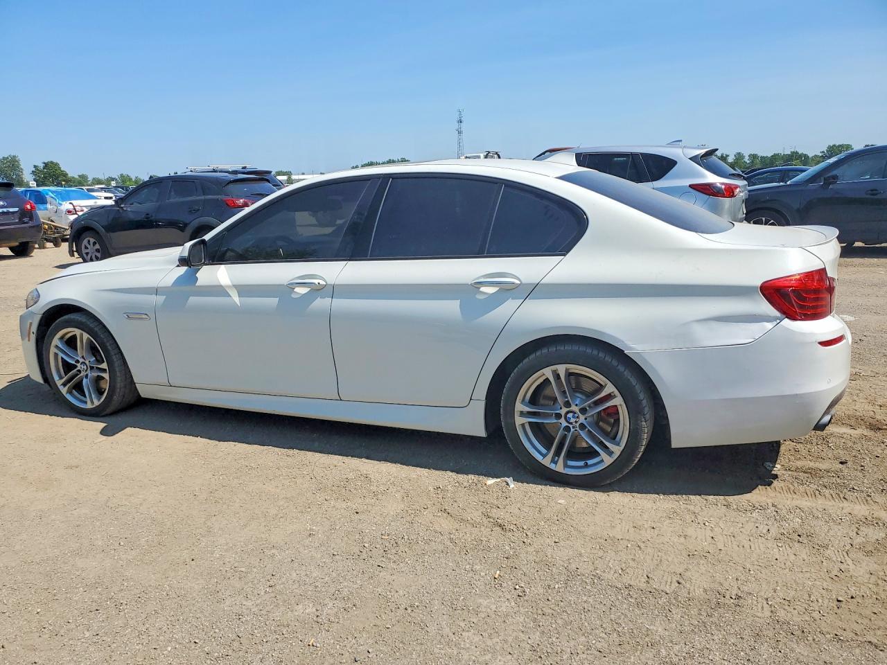2015 BMW Seria 5 528i - zdjęcie 2