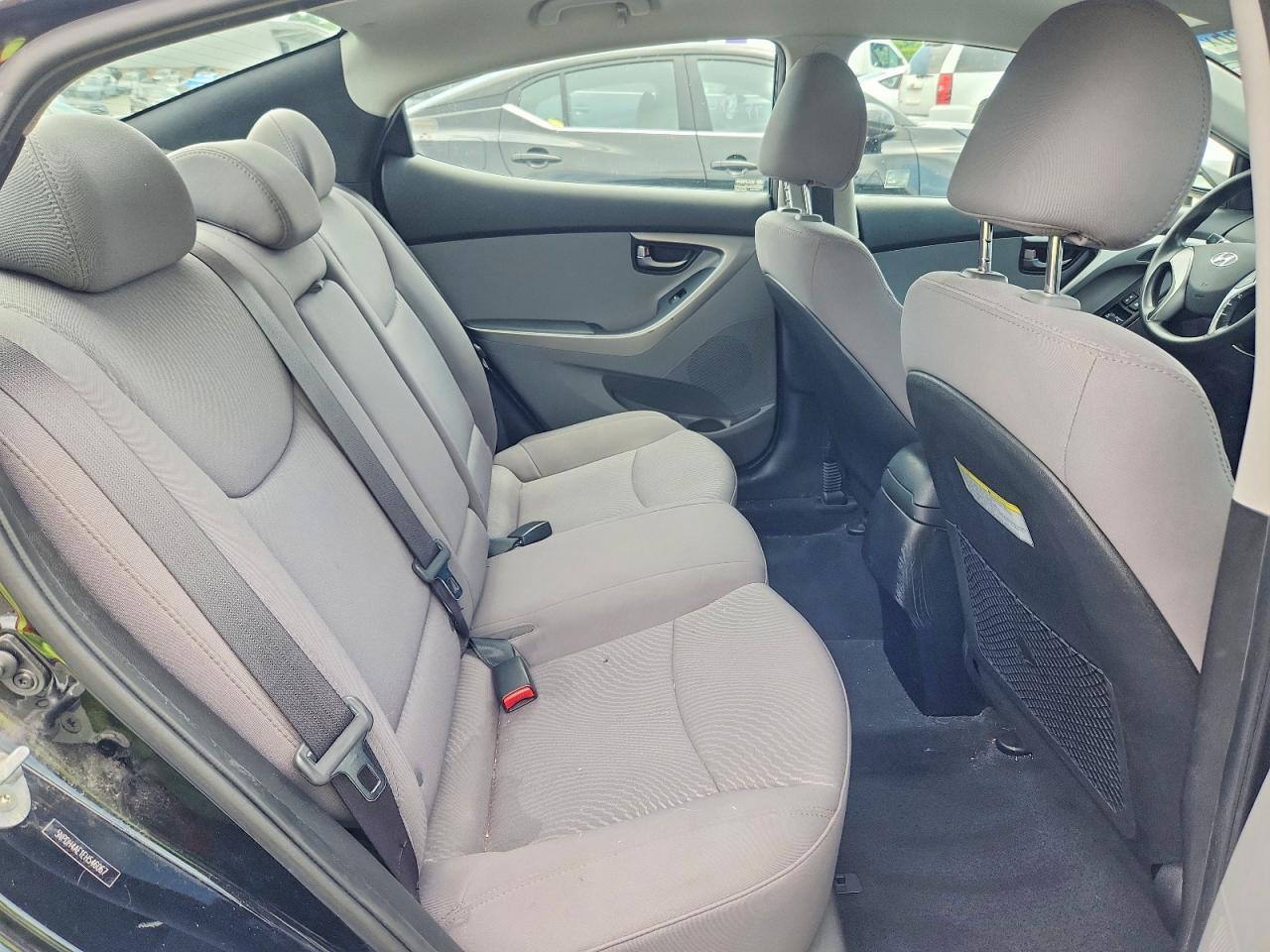 2014 Hyundai Elantra Se - zdjęcie 10