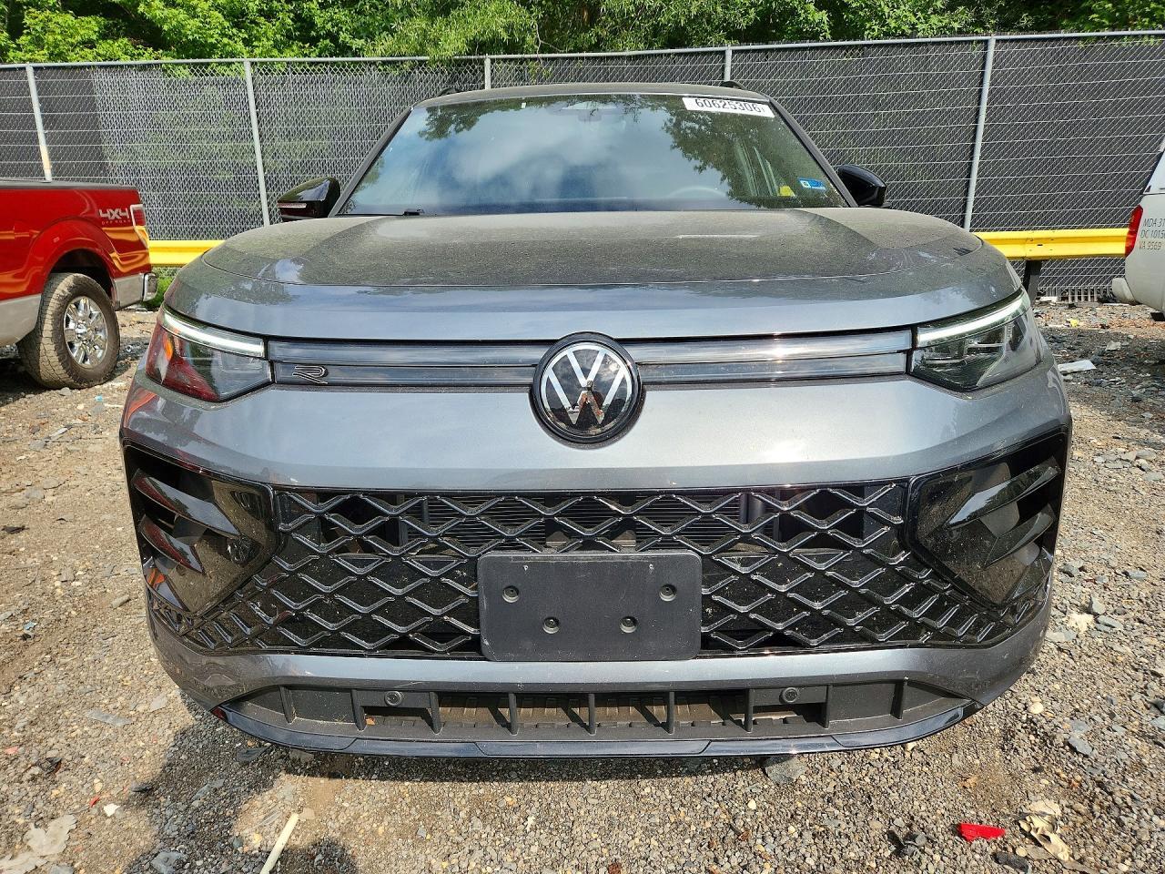 2025 Volkswagen Tiguan Se R-Line Black - zdjęcie 5