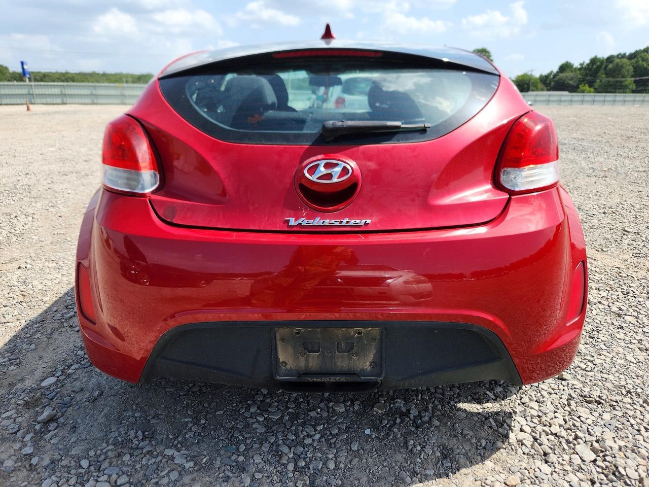 2013 Hyundai Veloster Base - zdjęcie 6