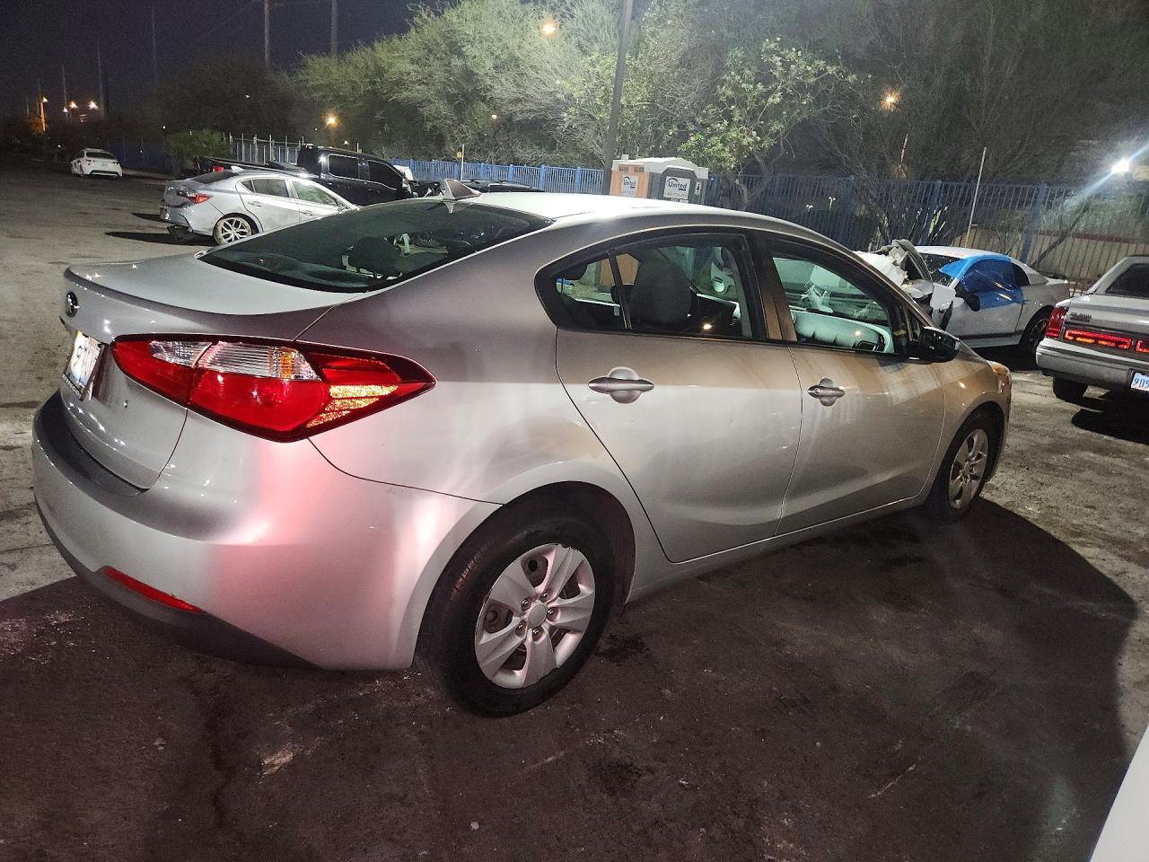 2015 Kia Forte Gl(Middle-Low Grade) - zdjęcie 3