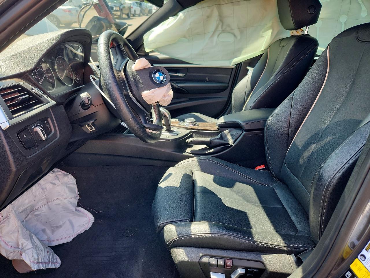 2016 BMW Seria 3 328i - zdjęcie 7