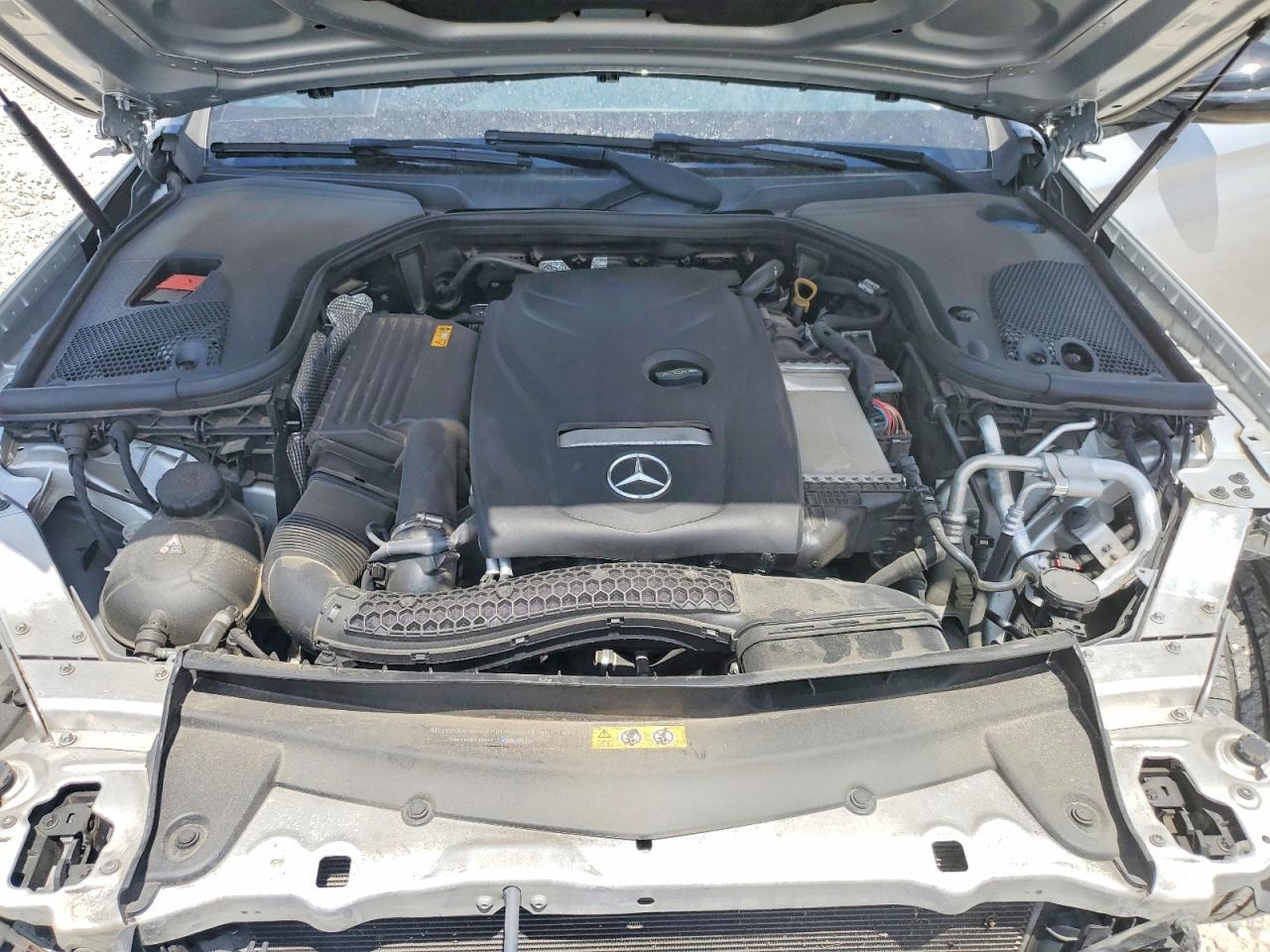 2018 Mercedes-Benz E 300 - zdjęcie 11