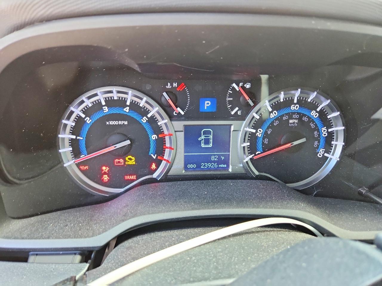 2019 Toyota 4Runner Sr5 - zdjęcie 9