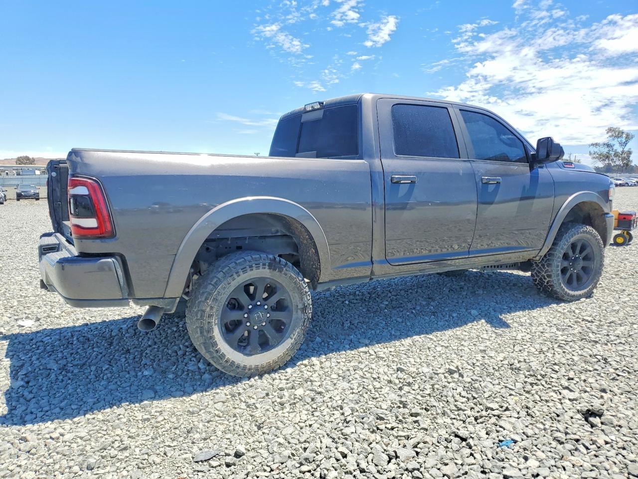 2021 Ram 2500 Laramie - zdjęcie 3