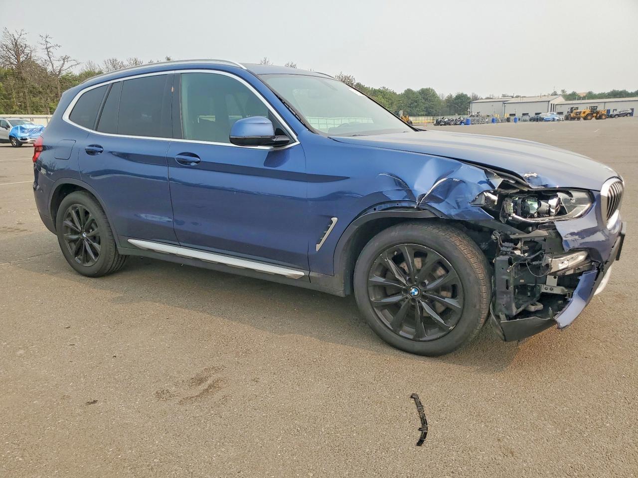 2018 BMW X3 xDrive30I - zdjęcie 4