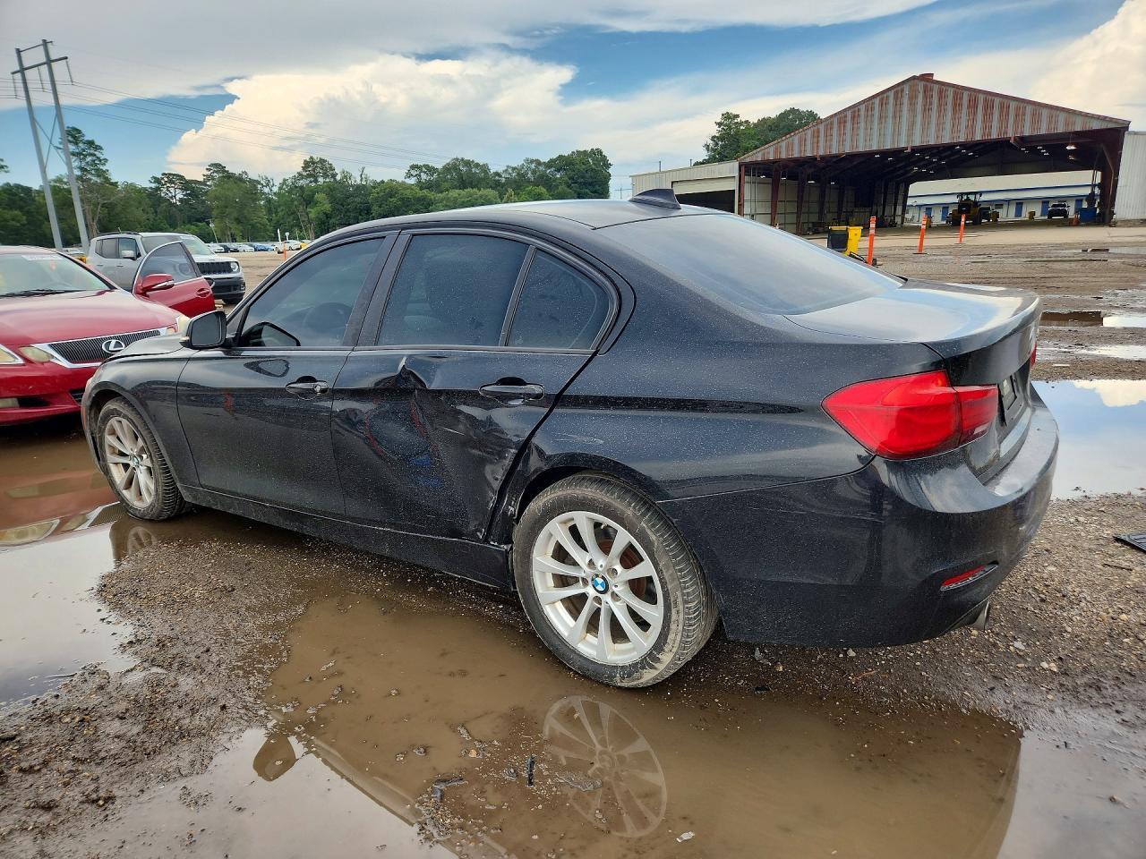 2016 BMW 320 I - zdjęcie 2