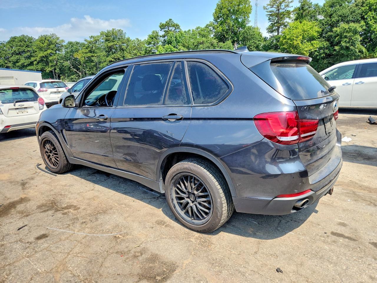 2016 BMW X5 xDrive35I - zdjęcie 2