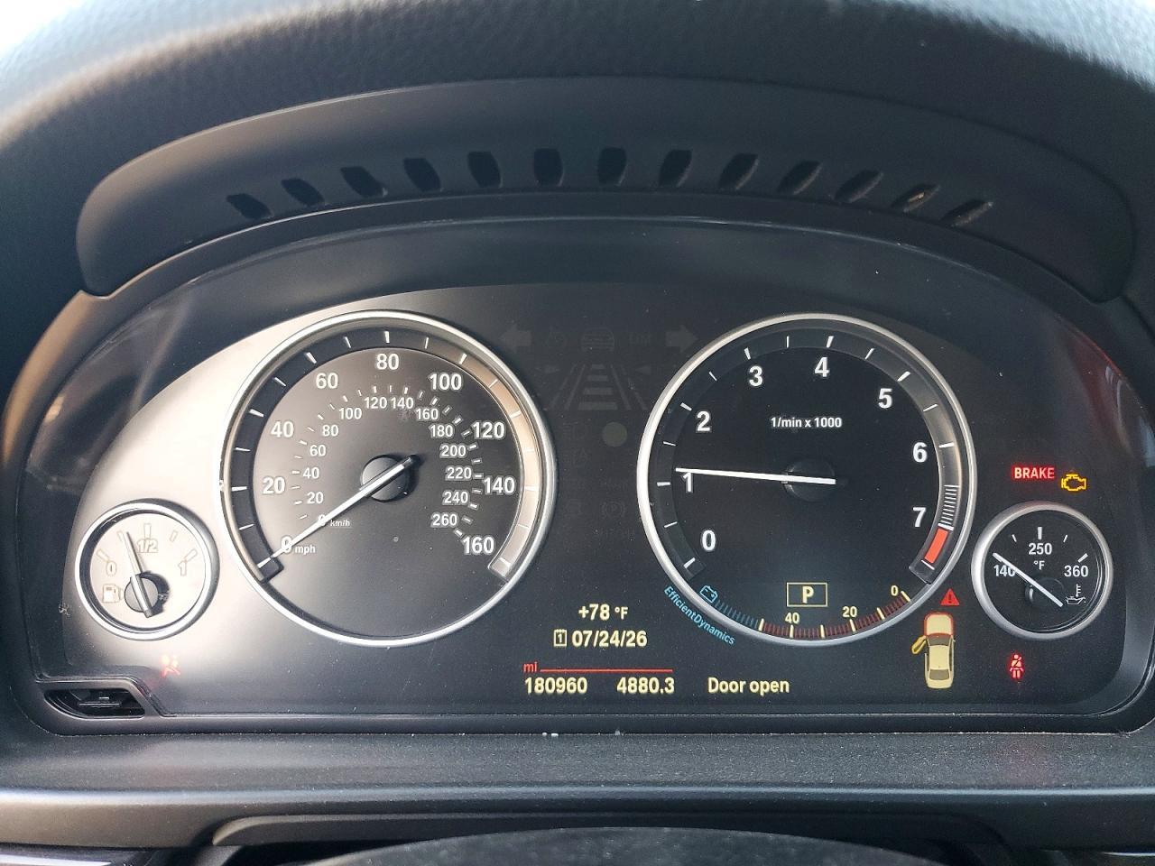 2016 BMW 528 I - zdjęcie 9