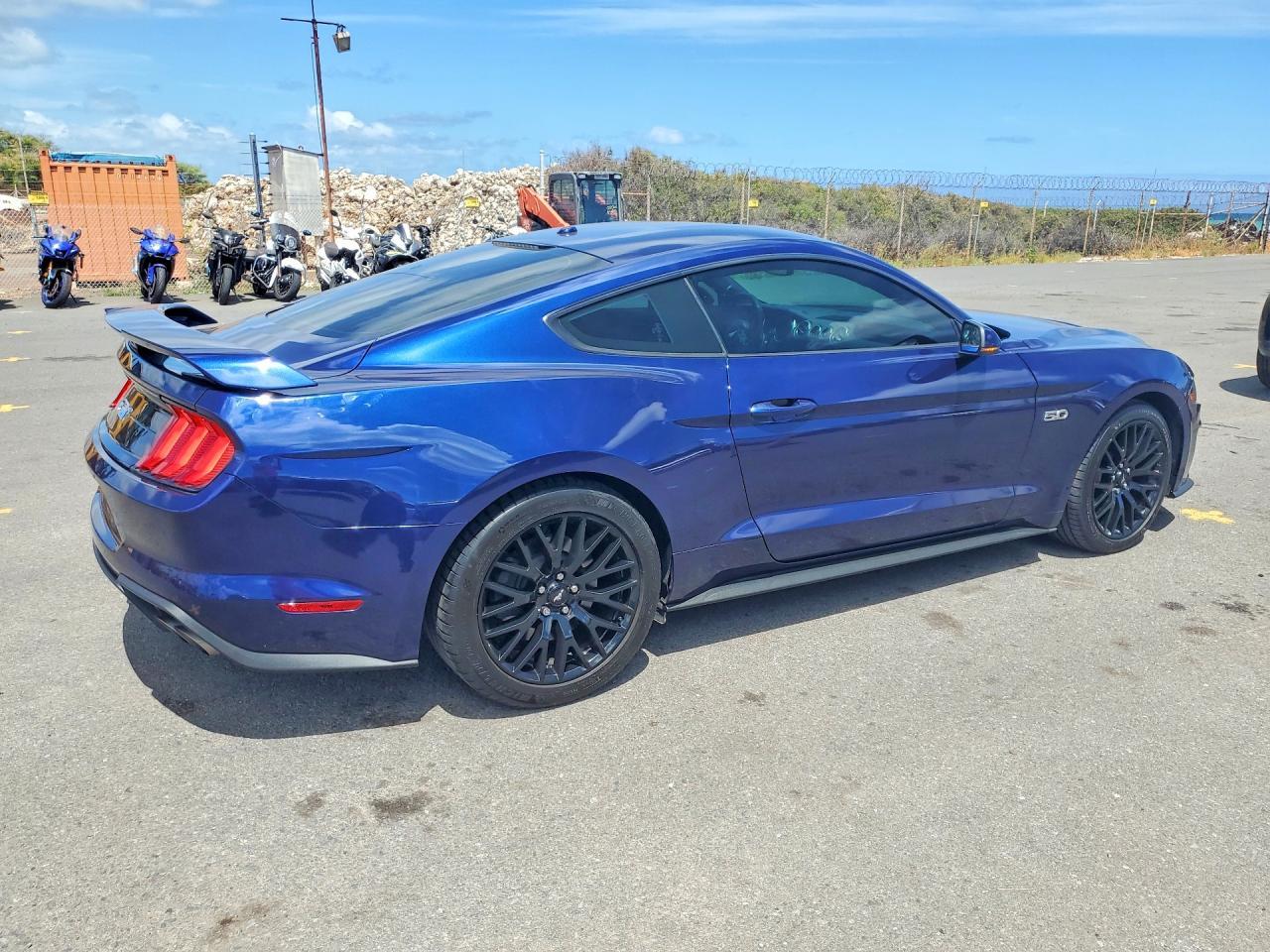2019 Ford Mustang Gt - zdjęcie 3