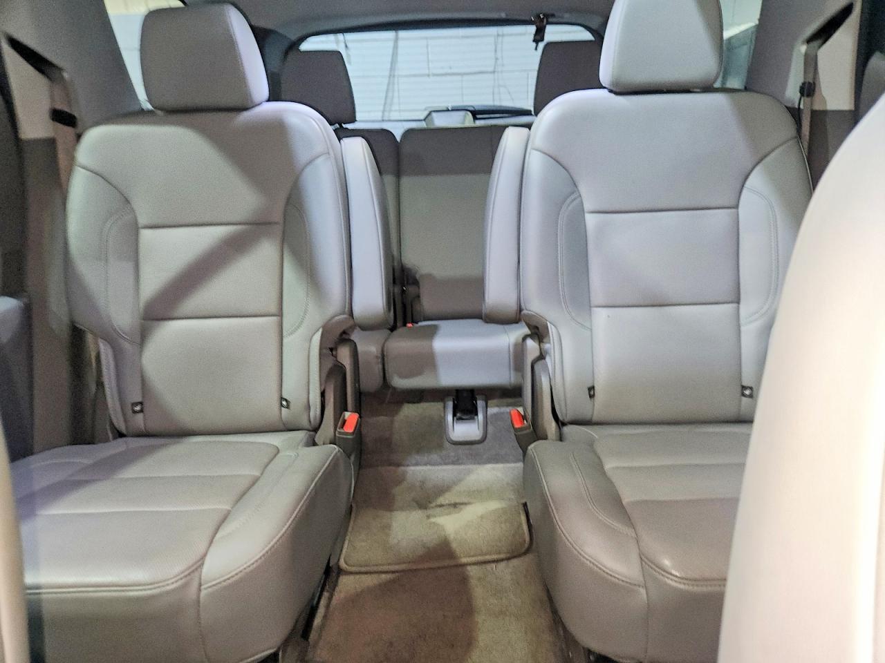 2020 Chevrolet Traverse Premier - zdjęcie 10