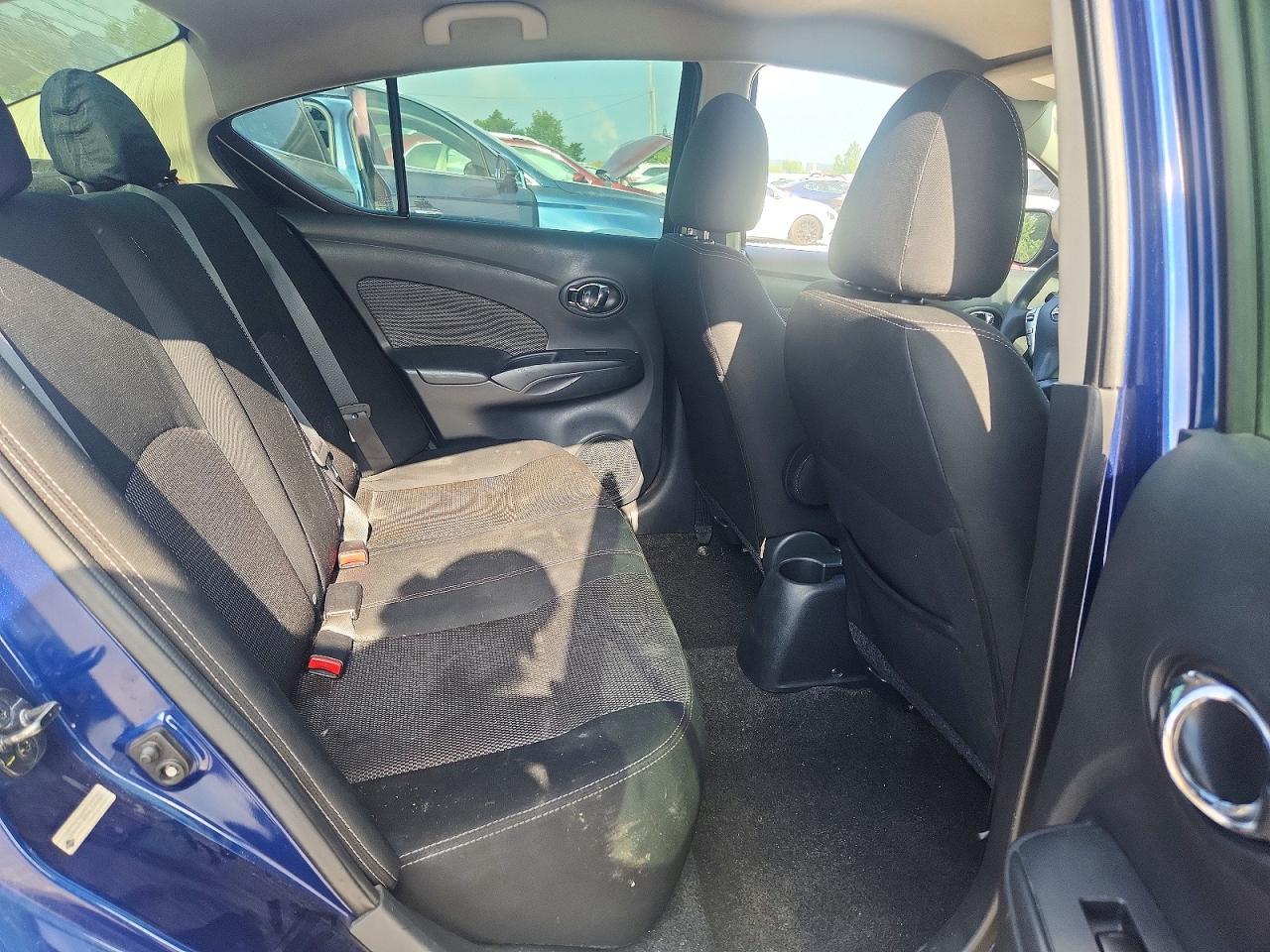 2019 Nissan Versa Sv - zdjęcie 10
