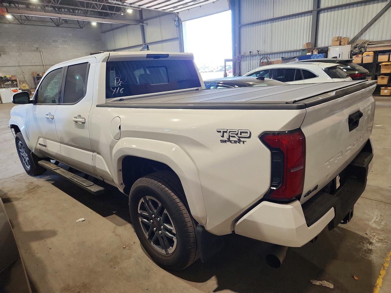 2024 Toyota Tacoma Sr5 - zdjęcie 2