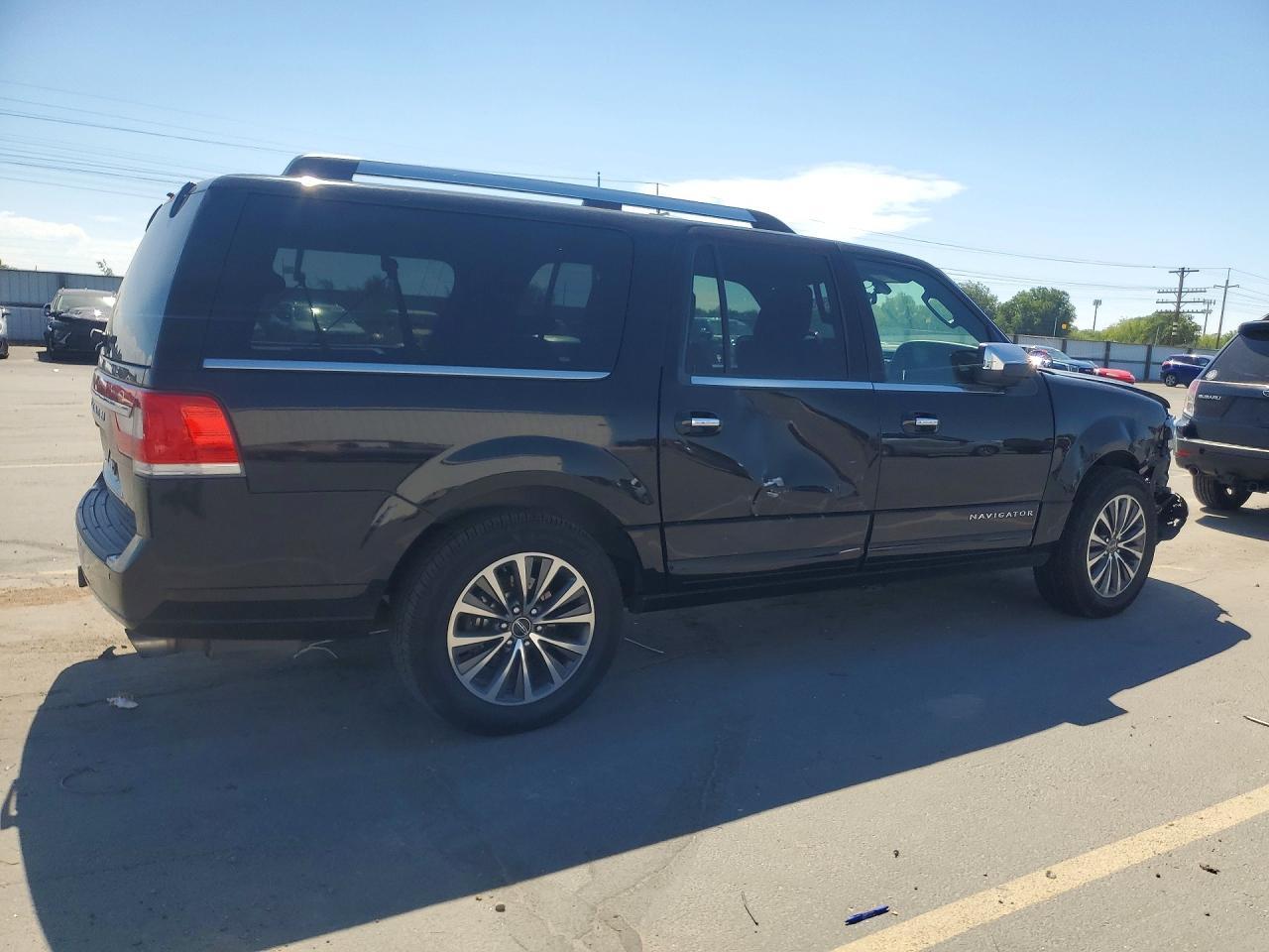 2017 Lincoln Navigator L Select - zdjęcie 3