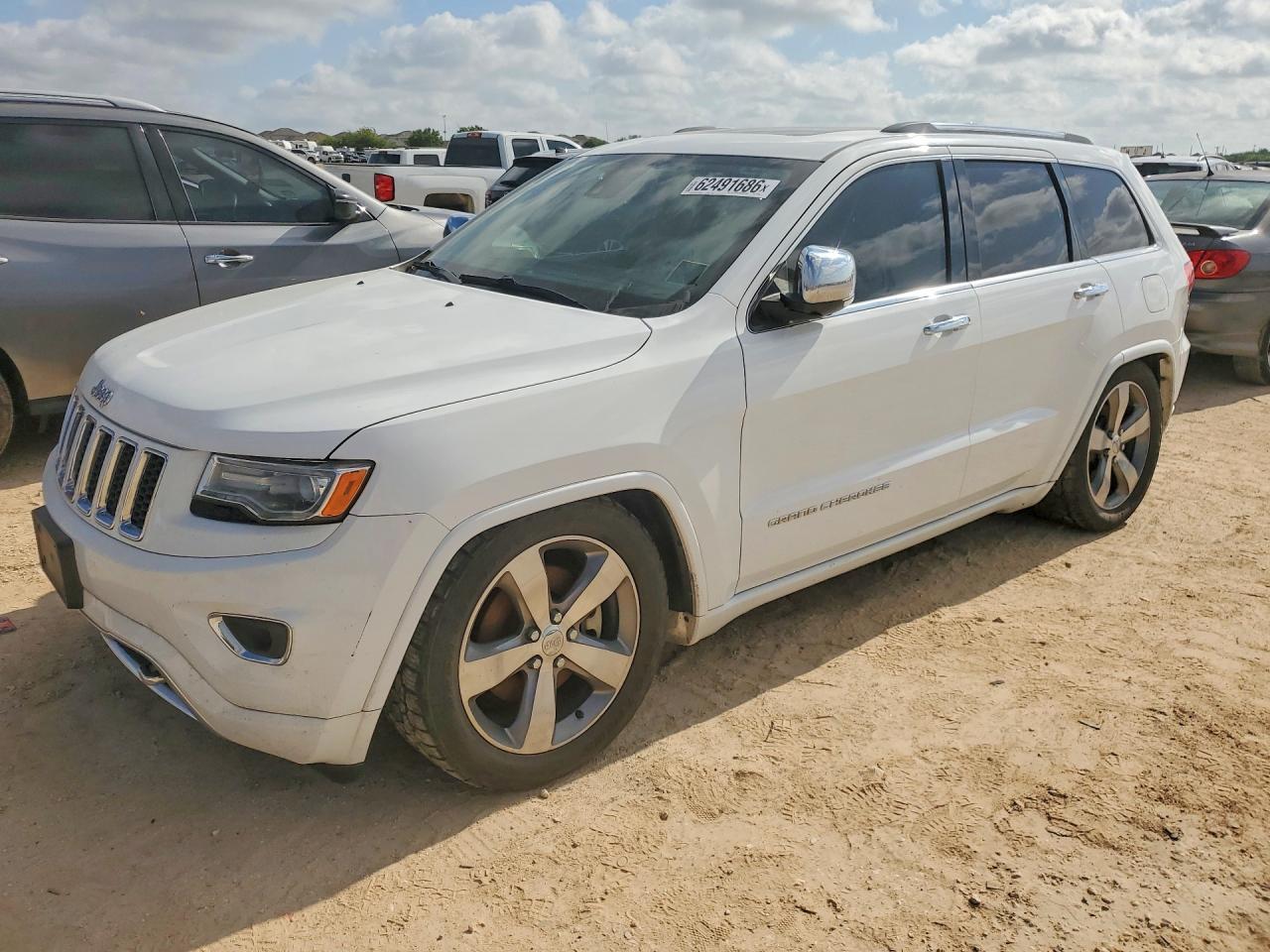 2014 Jeep Grand Cherokee Overland - zdjęcie główne