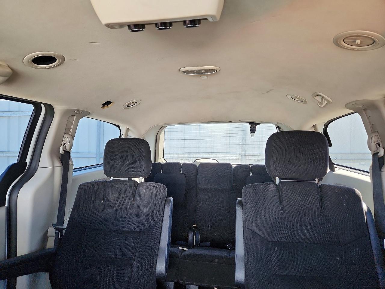 2014 Dodge Grand Caravan Sxt - zdjęcie 10