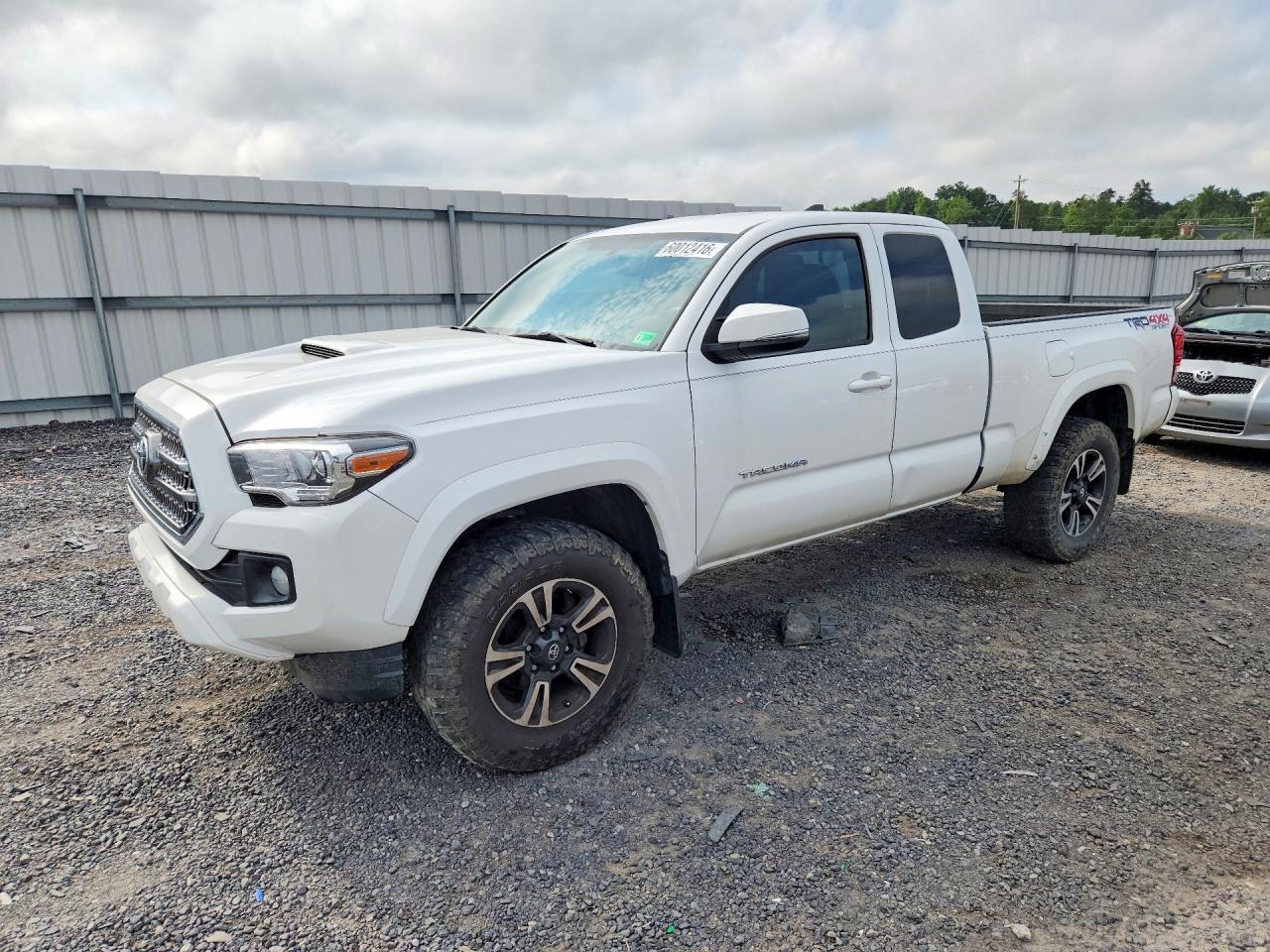 2017 Toyota Tacoma Trd Sport - zdjęcie główne