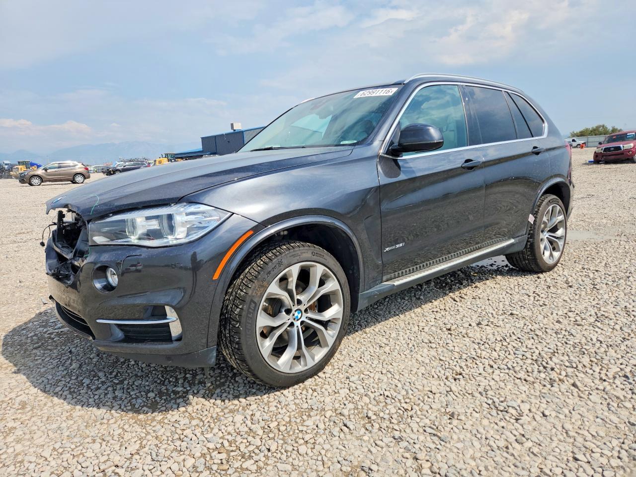 2016 BMW X5 xDrive35I - zdjęcie główne