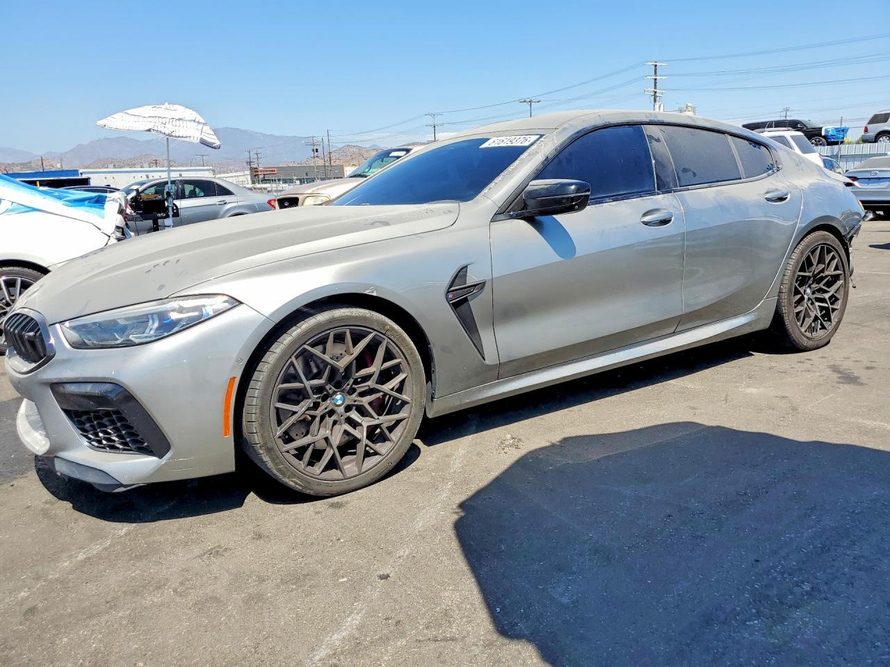 2021 BMW M8 - zdjęcie główne