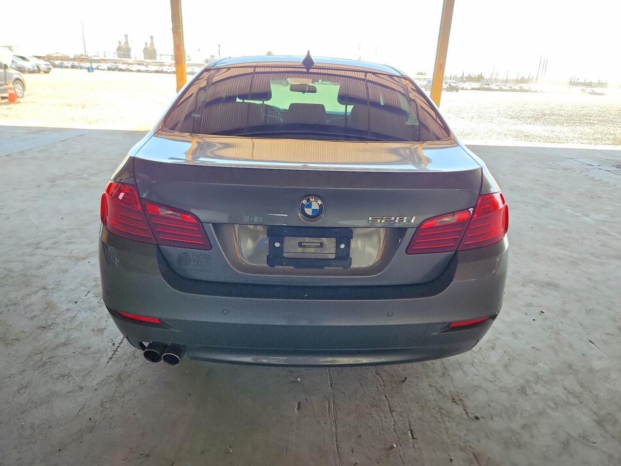 2014 BMW 528 I - zdjęcie 6