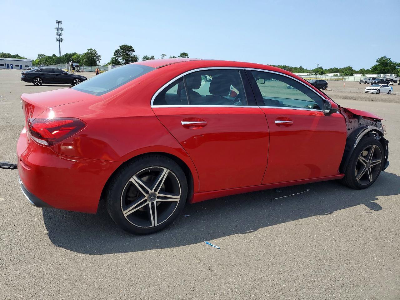 2019 Mercedes-Benz A 220 - zdjęcie 3