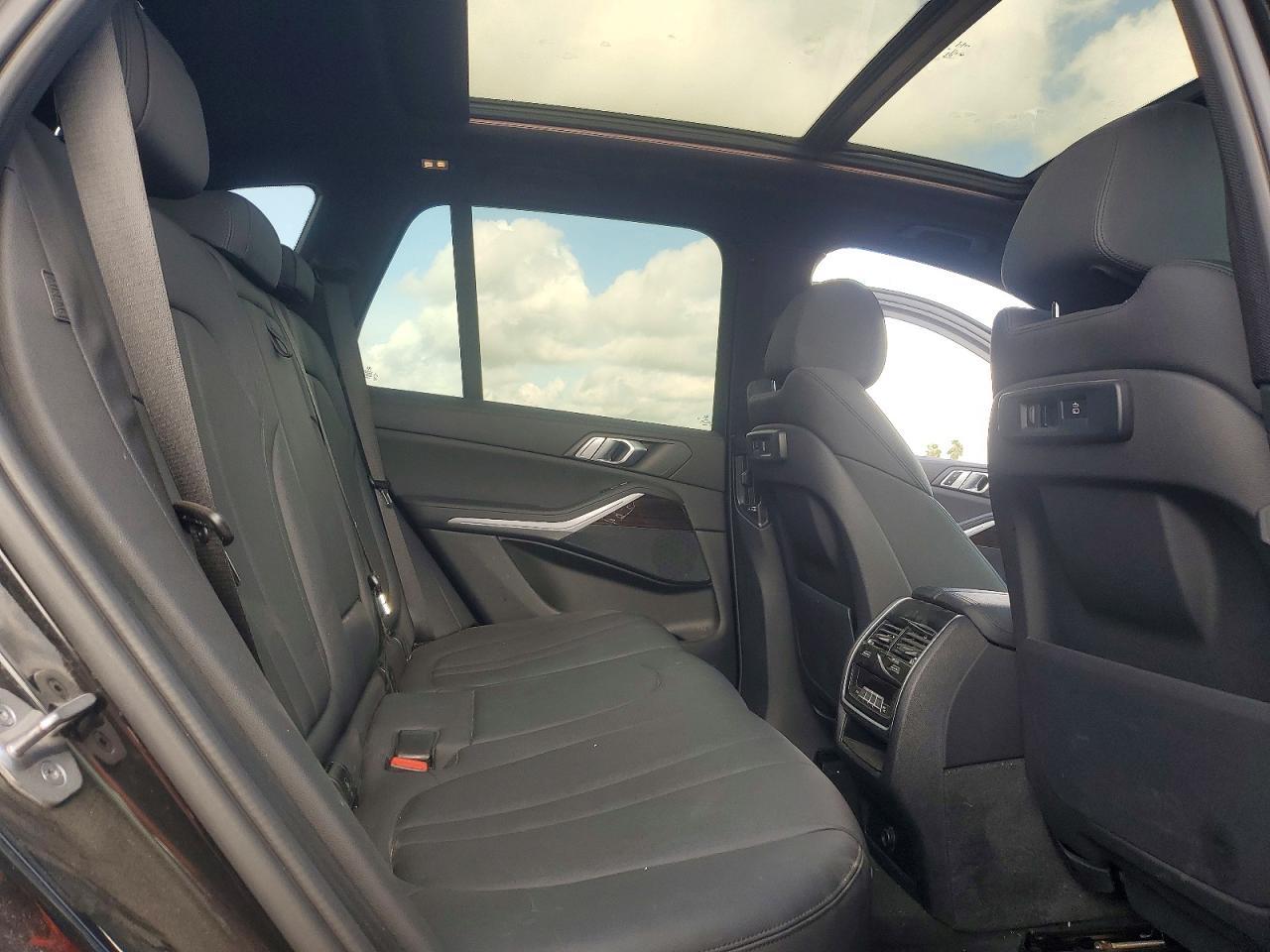 2021 BMW X5 Sdrive 40I - zdjęcie 10